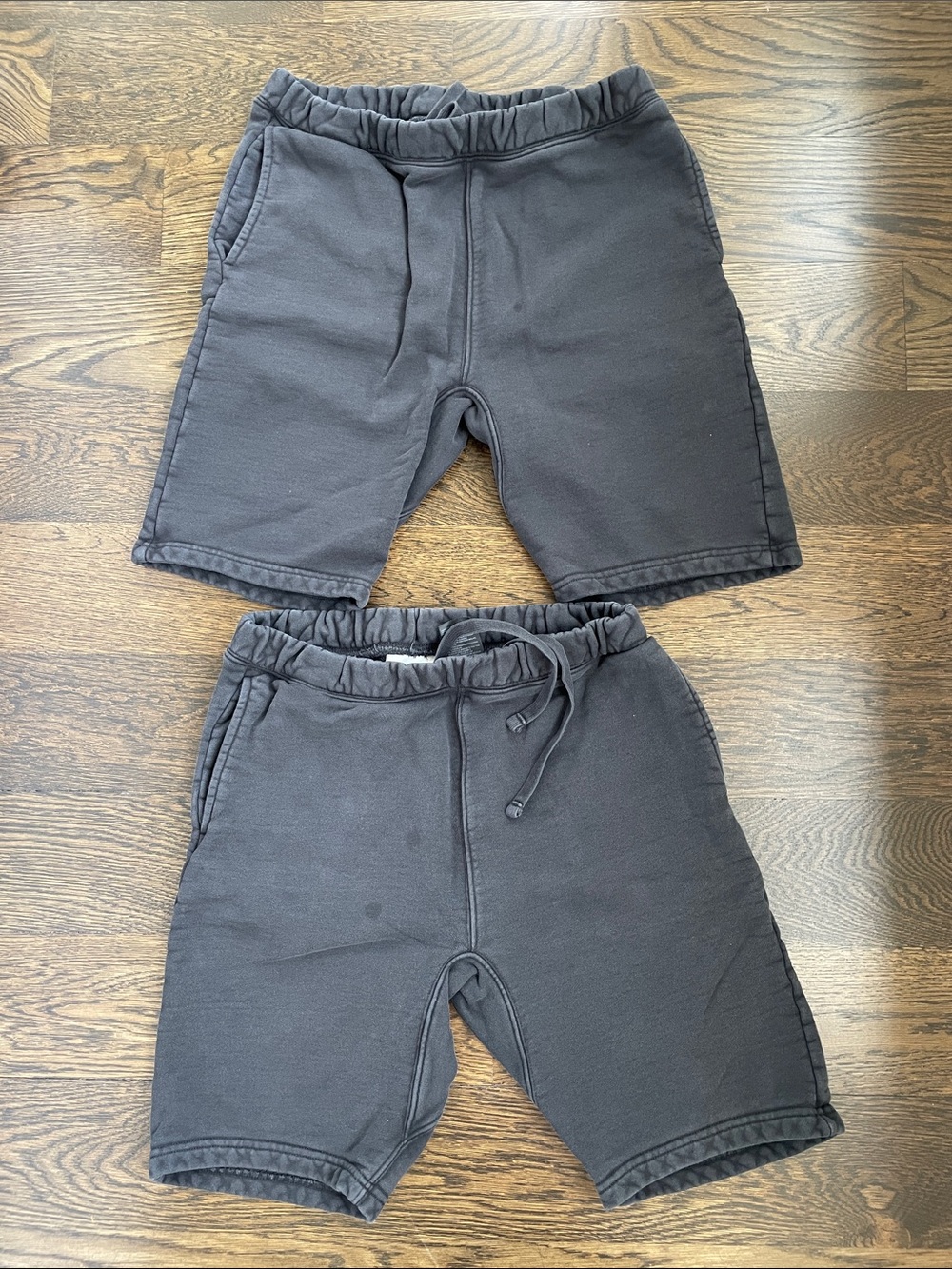 2 pair H&M heavyweight French terry shorts size medium *please read*